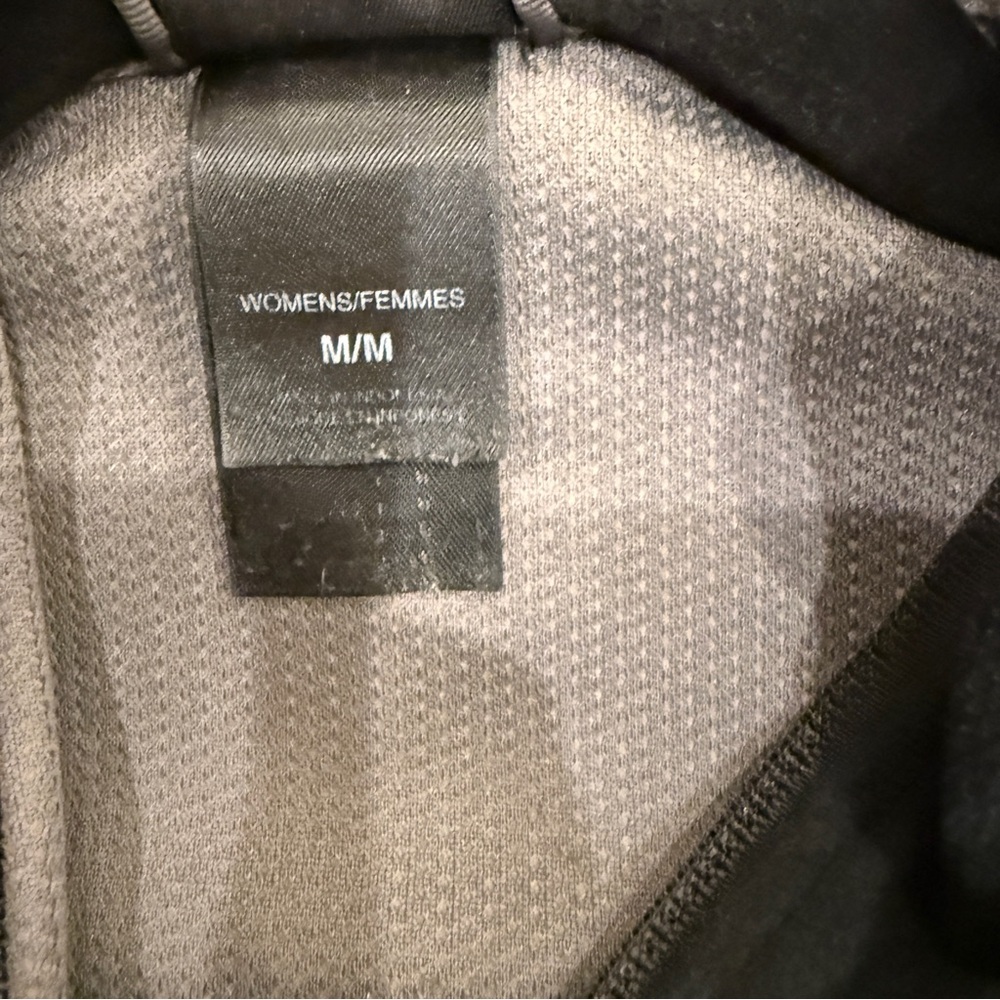 The North Face WindWall Fleece Vest – Women’s Medium Black - Picture 3 of 8